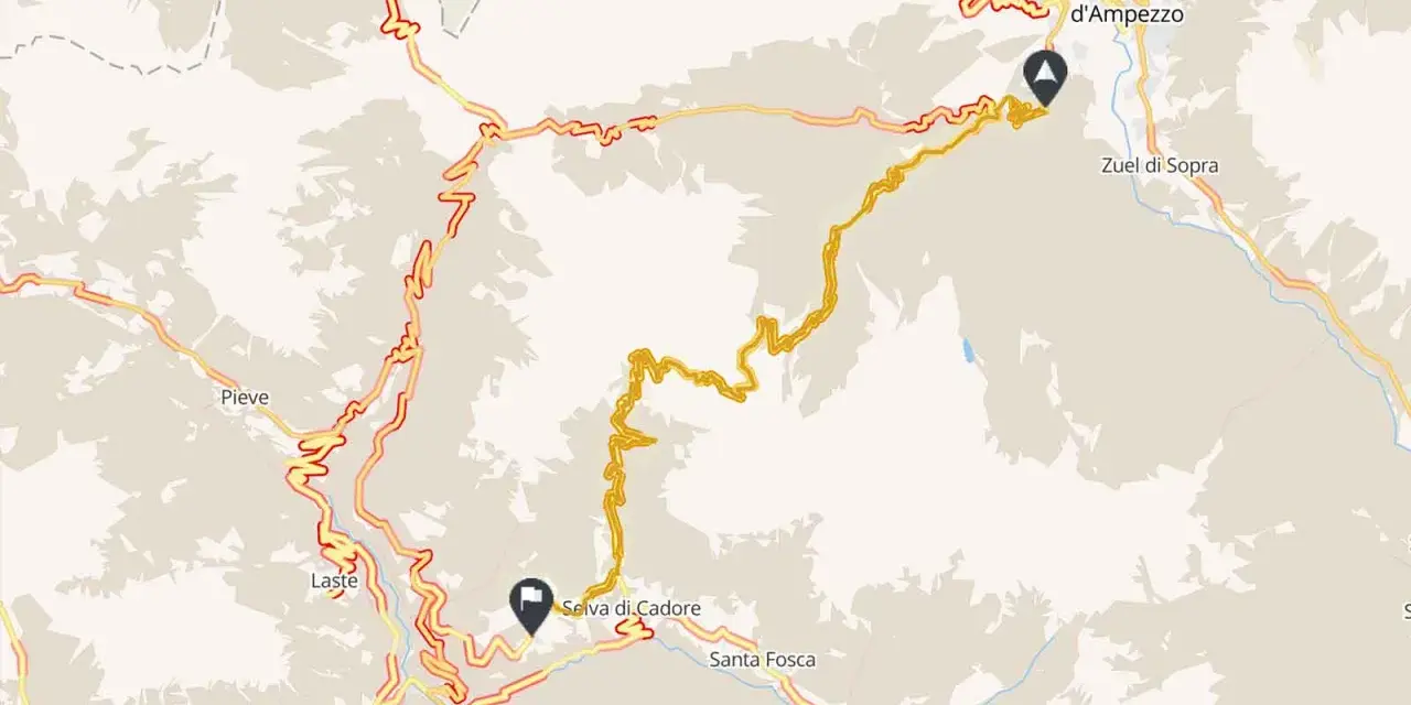 Mappa delle valli dolomiti con percorsi tortuosi che attraversano Cortina d'Ampezzo, Selva di Cadore e Pieve.